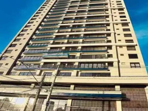 Fachada do Talk Marista em Goiânia, com torre residencial, varandas e acesso principal do edifício