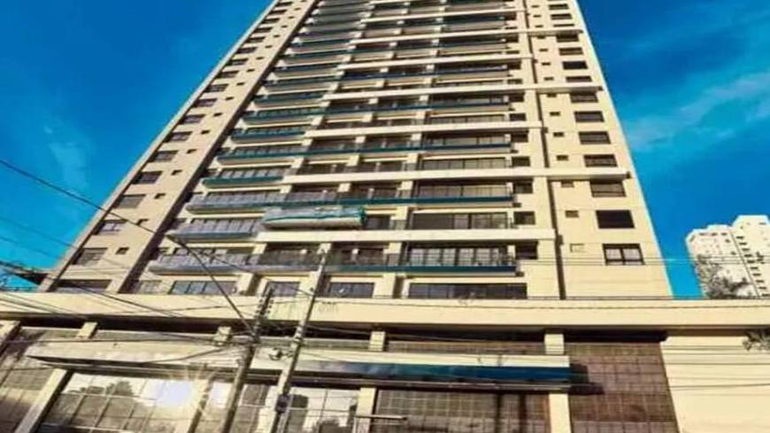 talk-marista-goiania Fachada do Talk Marista em Goiânia, com torre residencial, varandas e acesso principal do edifício