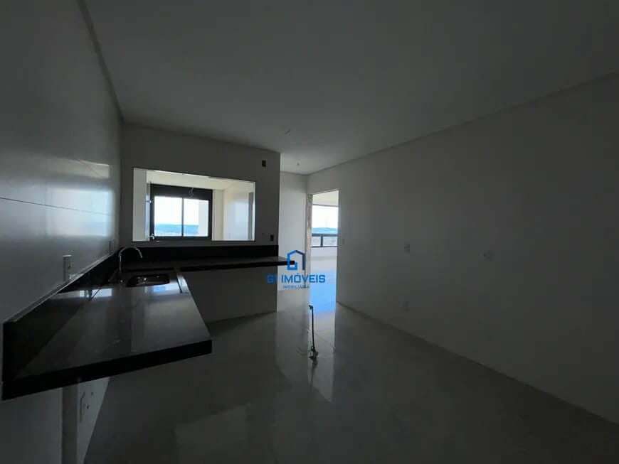 efe3197b39071fa7d0b7d0039f4bbd15_18_11zon