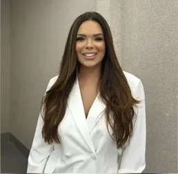 Gabriela Garcia corretora de imóveis da imobiliaria G1 Imóveis