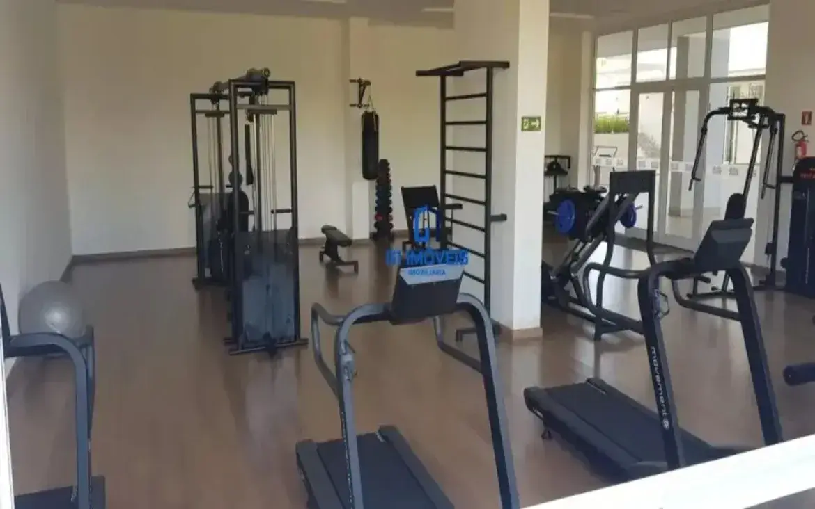 Academia moderna e completa disponível para os residentes.