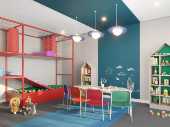 Brinquedoteca interna lúdica com piscina de bolinhas, escorregador e estante de brinquedos colorida para crianças.