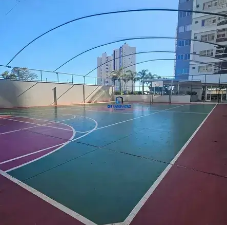 Quadra de esportes coberta no condomínio Terra Mundi Parque Cascavel.