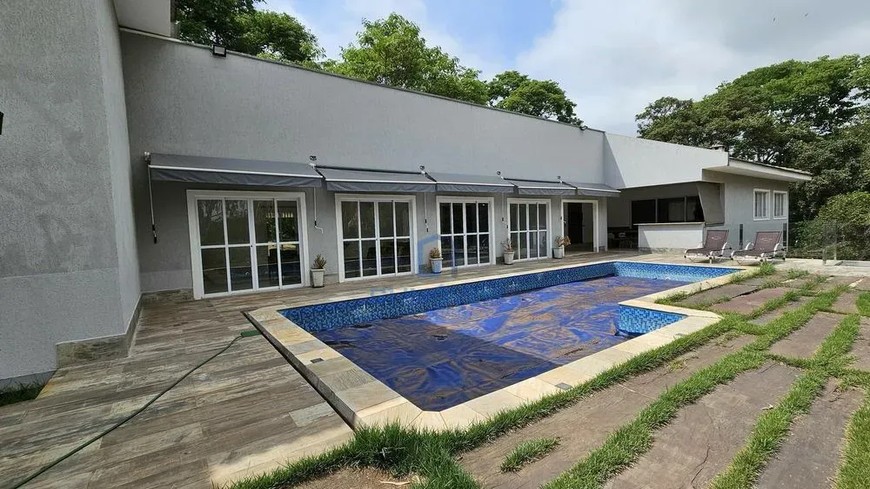 Casa de Condomínio com 4 Quartos no Residencial Aldeia do Vale em Goiânia, alto padrão.