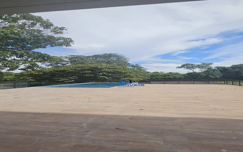 Casa de Condomínio com 4 Quartos no Residencial Aldeia do Vale em Goiânia, alto padrão.