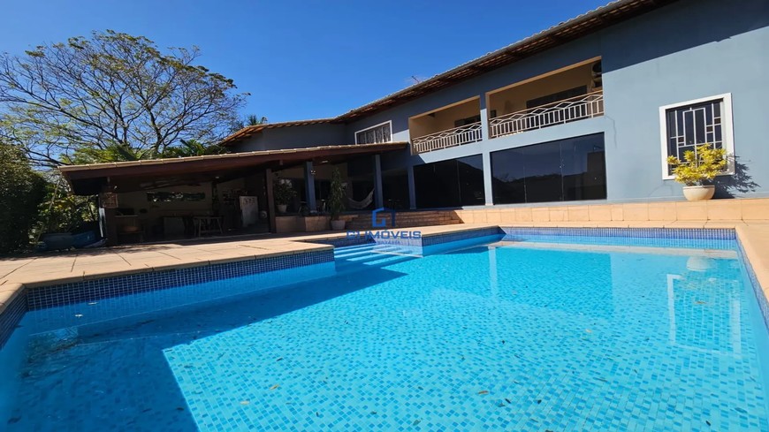 Casa de Condomínio com 5 Quartos no Residencial Aldeia do Vale em Goiânia, alto padrão.