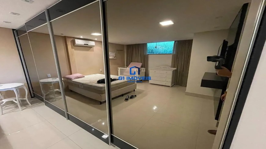 Casa de Condomínio com 5 Quartos no Residencial Aldeia do Vale em Goiânia, alto padrão.