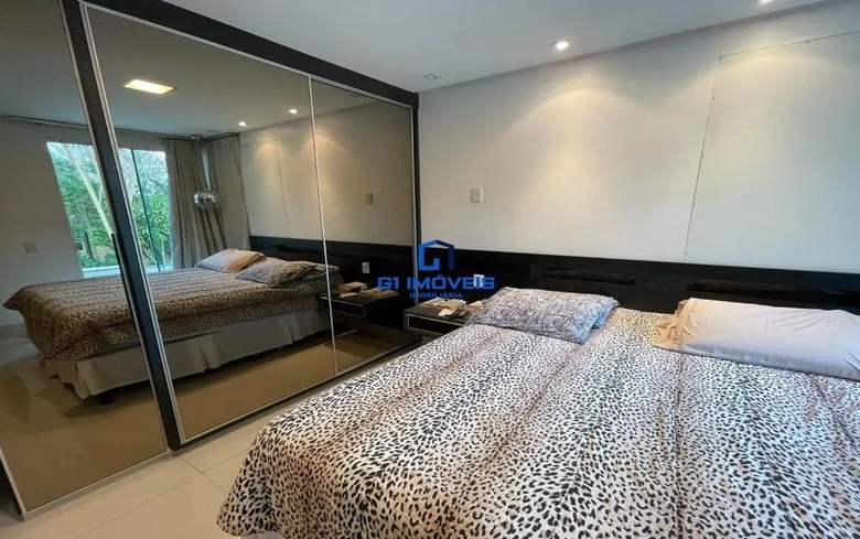 Casa de Condomínio com 5 Quartos no Residencial Aldeia do Vale em Goiânia, alto padrão.