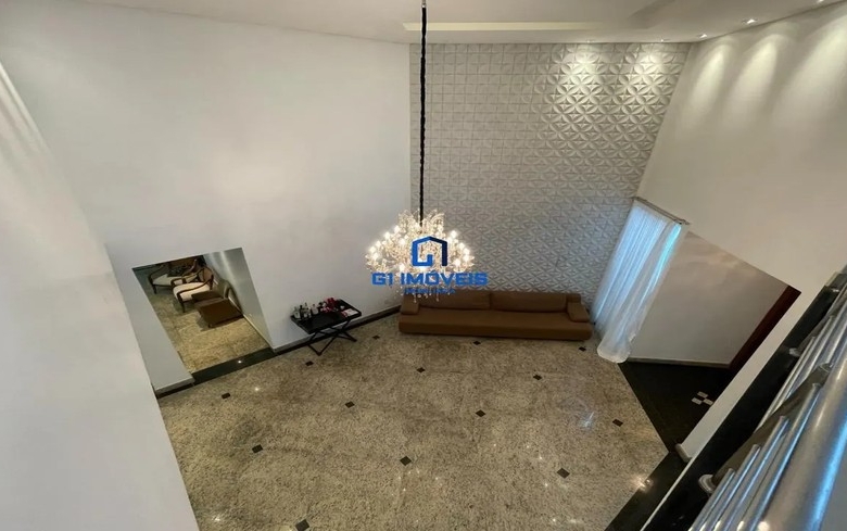 Casa de Condomínio com 5 Quartos no Residencial Aldeia do Vale em Goiânia, alto padrão.
