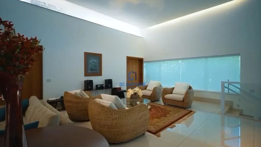 casa-de-condominio-6-quartos-com-piscina-residencial-aldeia-do-vale-goiania-go-529m2-3 Detalhes de acabamento premium e luxo em Casa de Condomínio com 6 Quartos, Goiânia.