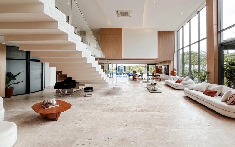 Detalhes de acabamento premium e luxo em Casa de Condomínio com 6 Quartos, Goiânia.