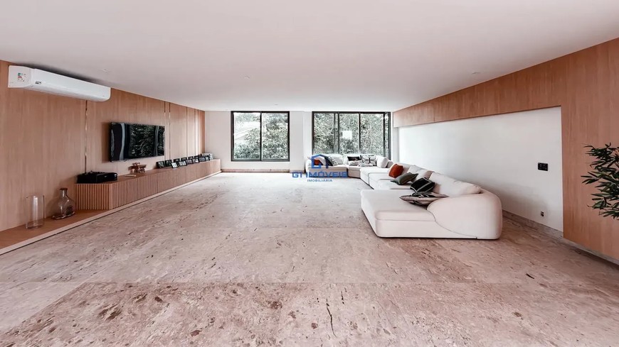 Detalhes de acabamento premium e luxo em Casa de Condomínio com 6 Quartos, Goiânia.