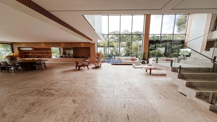 Detalhes de acabamento premium e luxo em Casa de Condomínio com 6 Quartos, Goiânia.