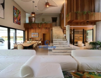 Casa de Condomínio com 7 Quartos no Residencial Aldeia do Vale em Goiânia, alto padrão.