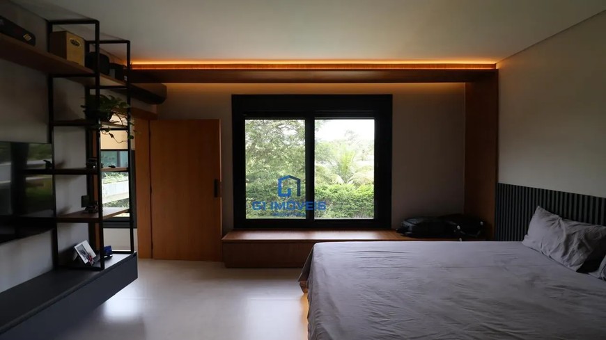 Casa de Condomínio com 7 Quartos no Residencial Aldeia do Vale em Goiânia, alto padrão.