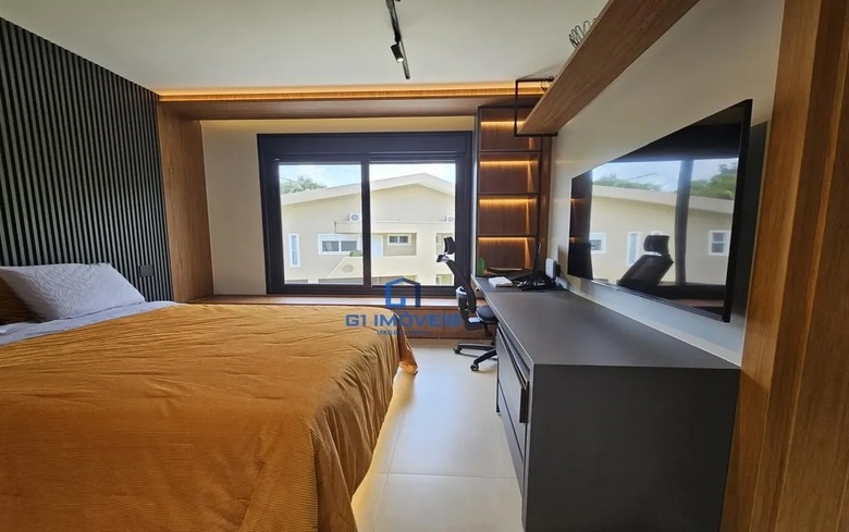 Casa de Condomínio com 7 Quartos no Residencial Aldeia do Vale em Goiânia, alto padrão.