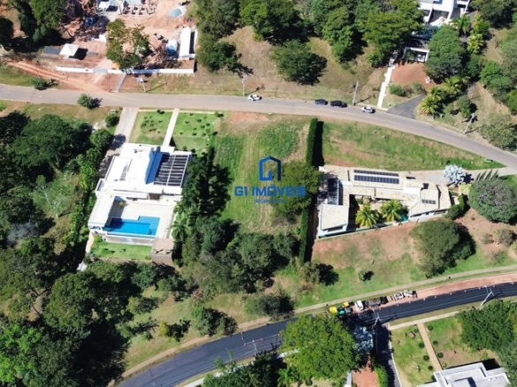 Detalhes de acabamento premium e luxo em Terreno / Lote / Condomínio, Goiânia.