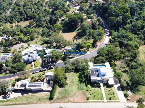 Detalhes de acabamento premium e luxo em Terreno / Lote / Condomínio, Goiânia.