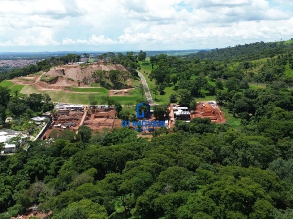 Terreno / Lote / Condomínio no Residencial Aldeia do Vale em Goiânia, alto padrão.
