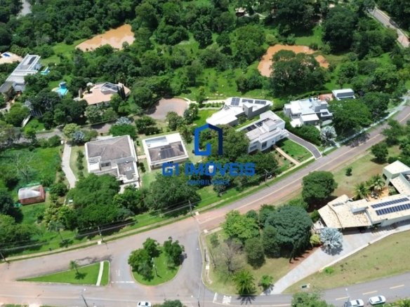 Terreno / Lote / Condomínio no Residencial Aldeia do Vale em Goiânia, alto padrão.