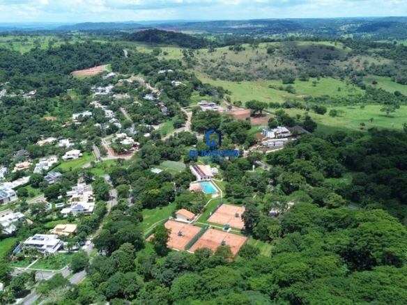Detalhes de acabamento premium e luxo em Terreno / Lote / Condomínio, Goiânia.