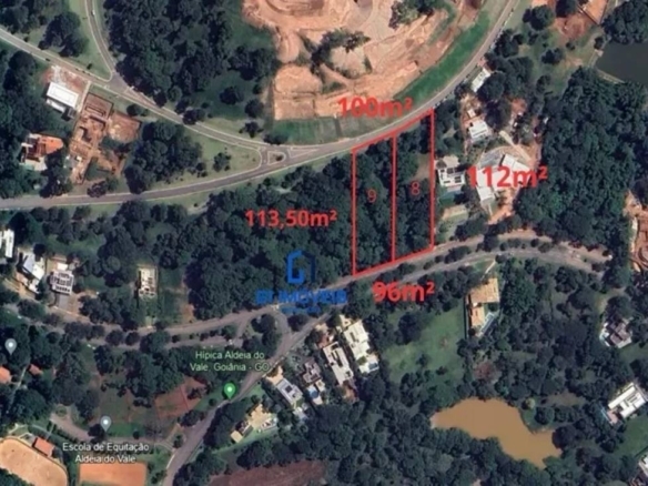 Vista aérea panorâmica de lote com 11.000m² e duas frentes no Residencial Aldeia do Vale Goiânia.