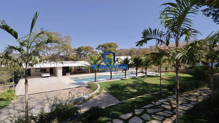Casa de Condomínio com 6 Quartos no Residencial Aldeia do Vale em Goiânia, alto padrão.