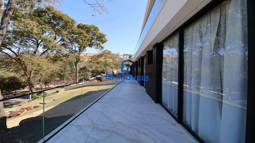 Casa de Condomínio com 6 Quartos no Residencial Aldeia do Vale em Goiânia, alto padrão.
