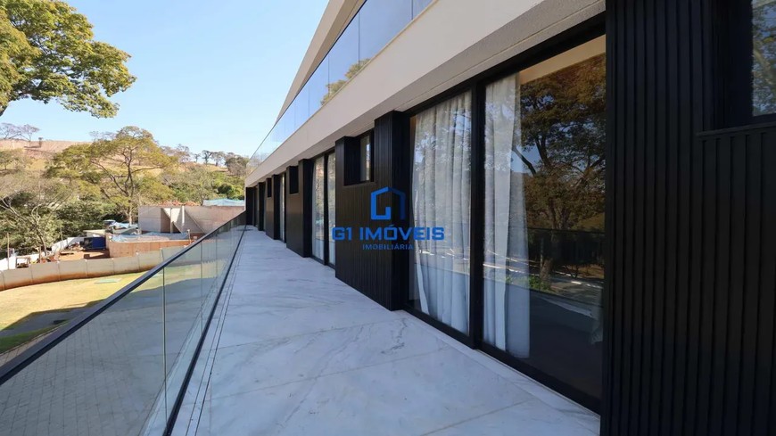 Casa de Condomínio com 6 Quartos no Residencial Aldeia do Vale em Goiânia, alto padrão.