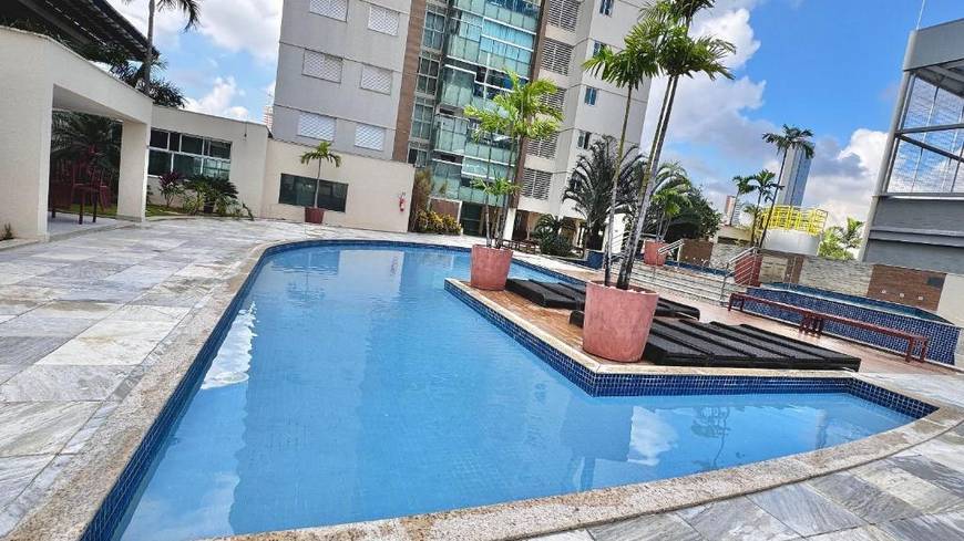 Piscina no Easy Life Parque Vaca Brava