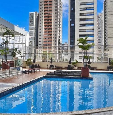 Piscina com piscina