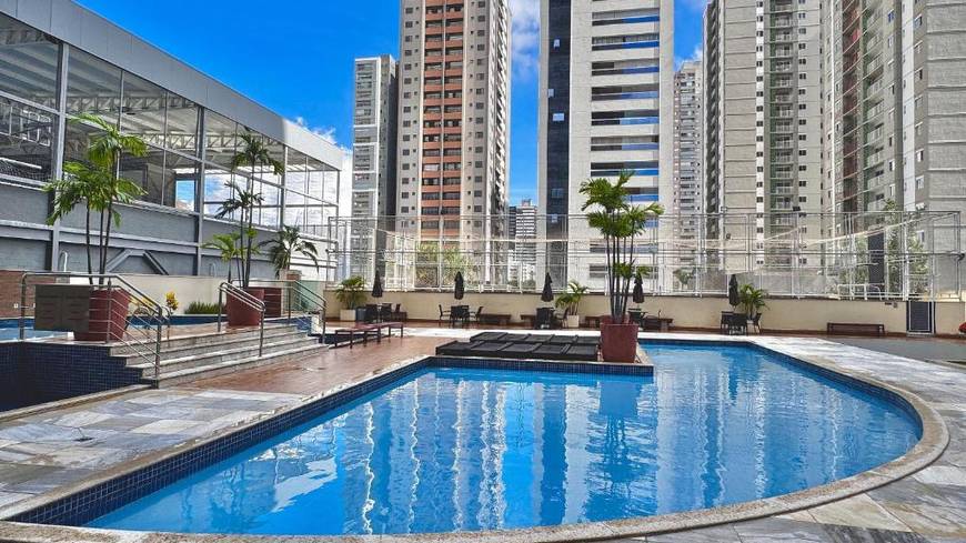 Piscina com piscina