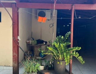 Fachada no Casa com ponto comercial no Parque Amazônia
