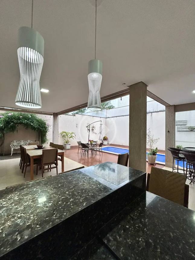 Sala de estar com luminária