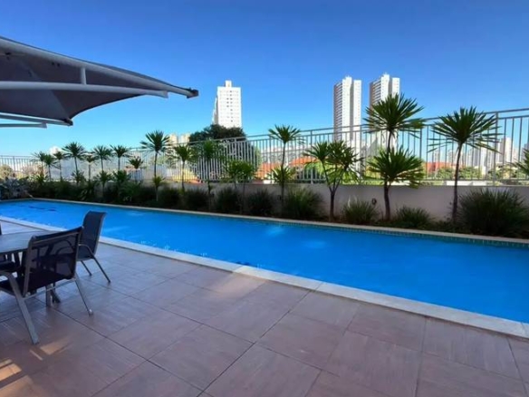 Piscina com piscina no Residencial Conquist
